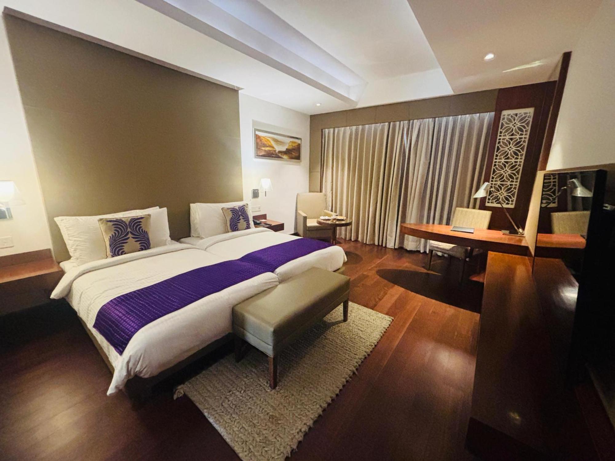 The Anya Hotel-Golf Course Road Gurgaon Ngoại thất bức ảnh