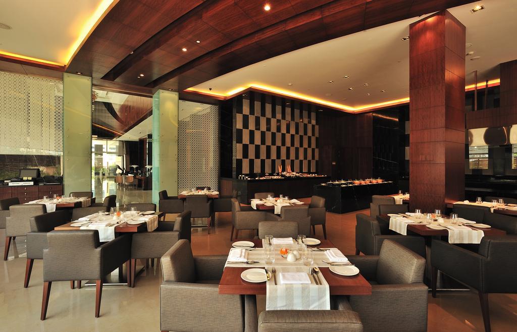 The Anya Hotel-Golf Course Road Gurgaon Ngoại thất bức ảnh