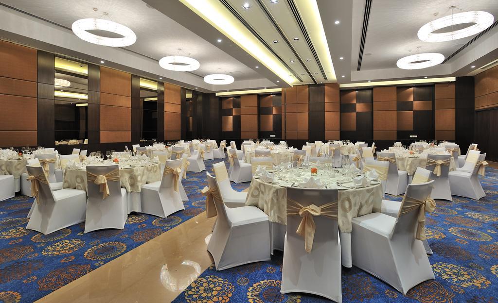 The Anya Hotel-Golf Course Road Gurgaon Ngoại thất bức ảnh