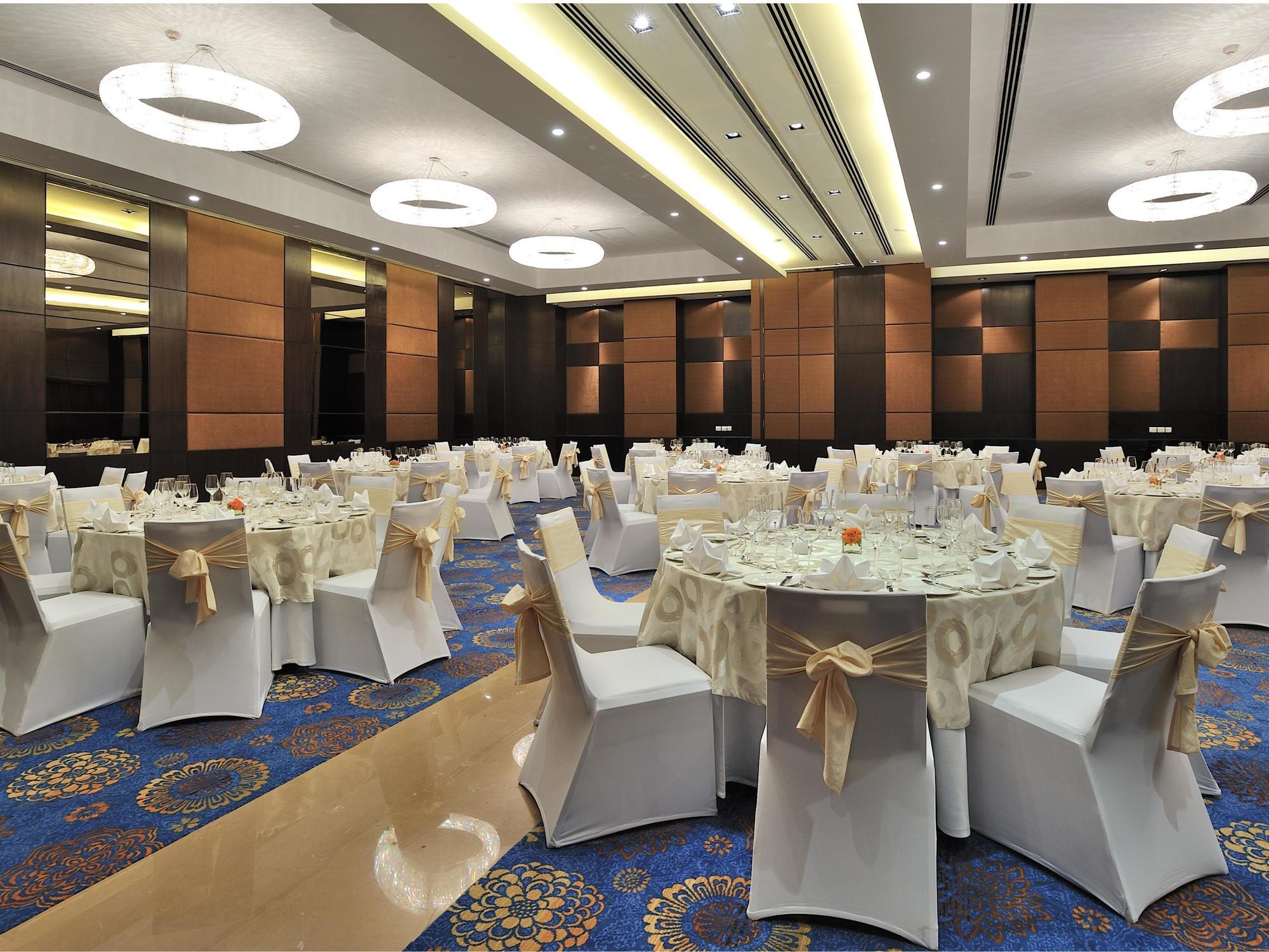 The Anya Hotel-Golf Course Road Gurgaon Ngoại thất bức ảnh