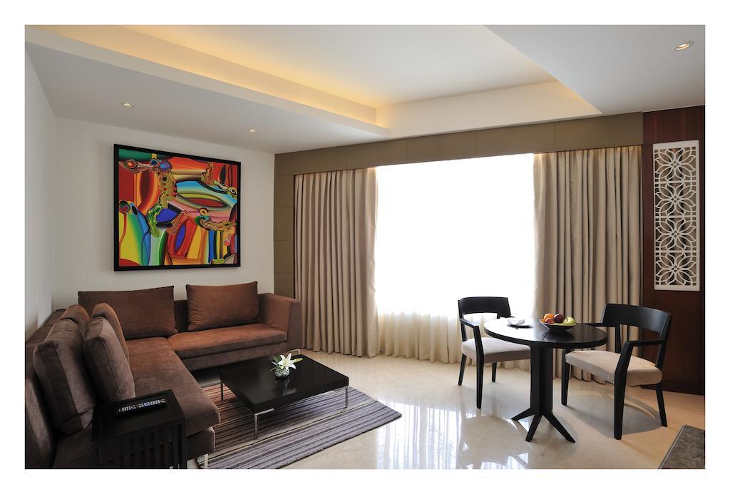 The Anya Hotel-Golf Course Road Gurgaon Ngoại thất bức ảnh